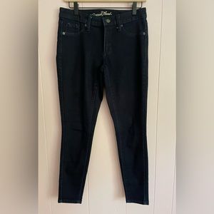 Dark Wash Universal Thread Jeans